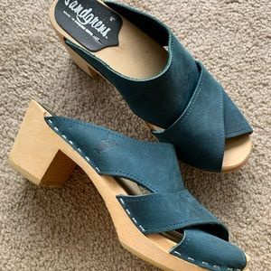 Sandgrens Swedish clogs sandals wooden sole teal suede sandal size 38 US size 8